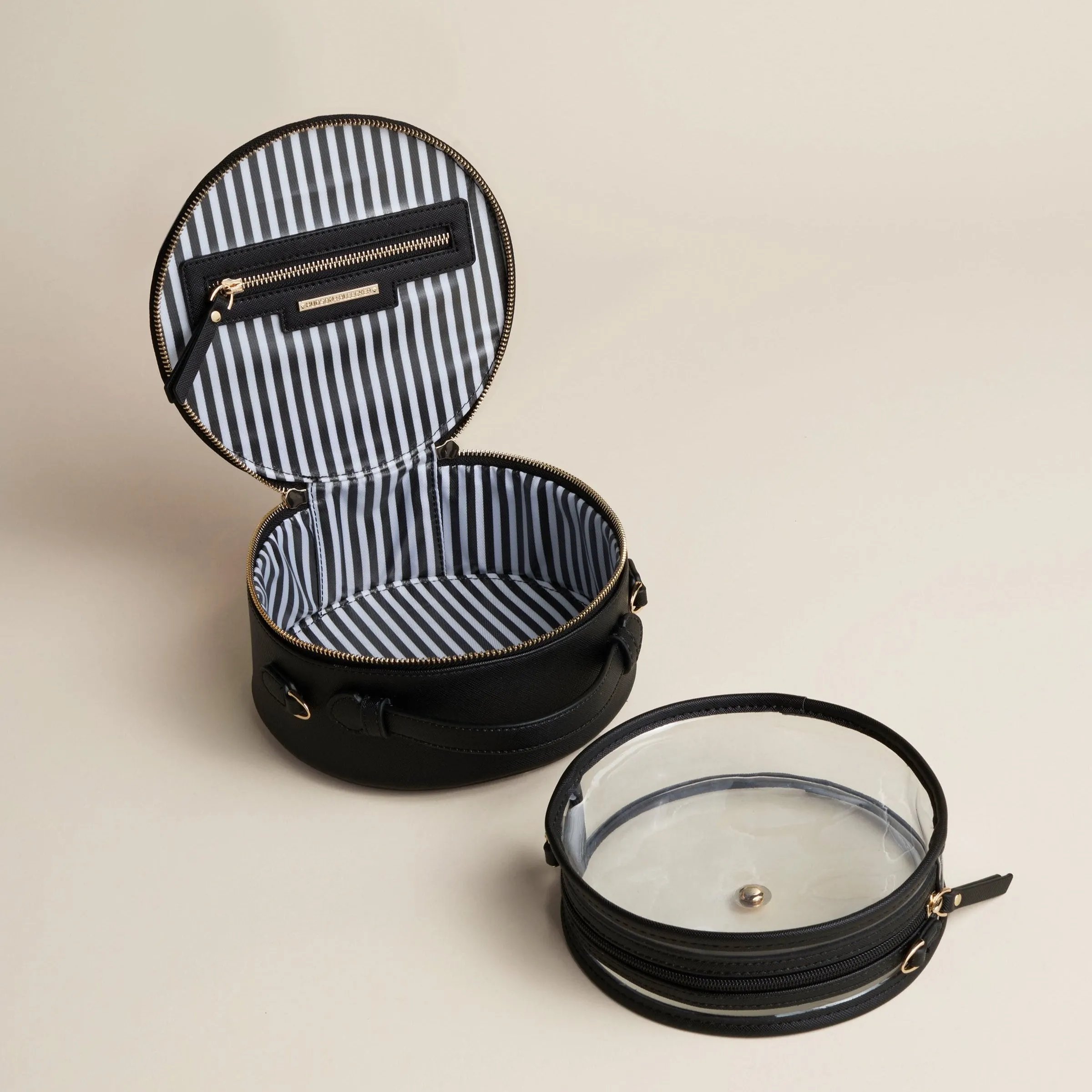 Nomad Round Travel Case - Lagoon Blue