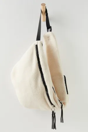 Overachiever Sherpa Sling Champagne Toast