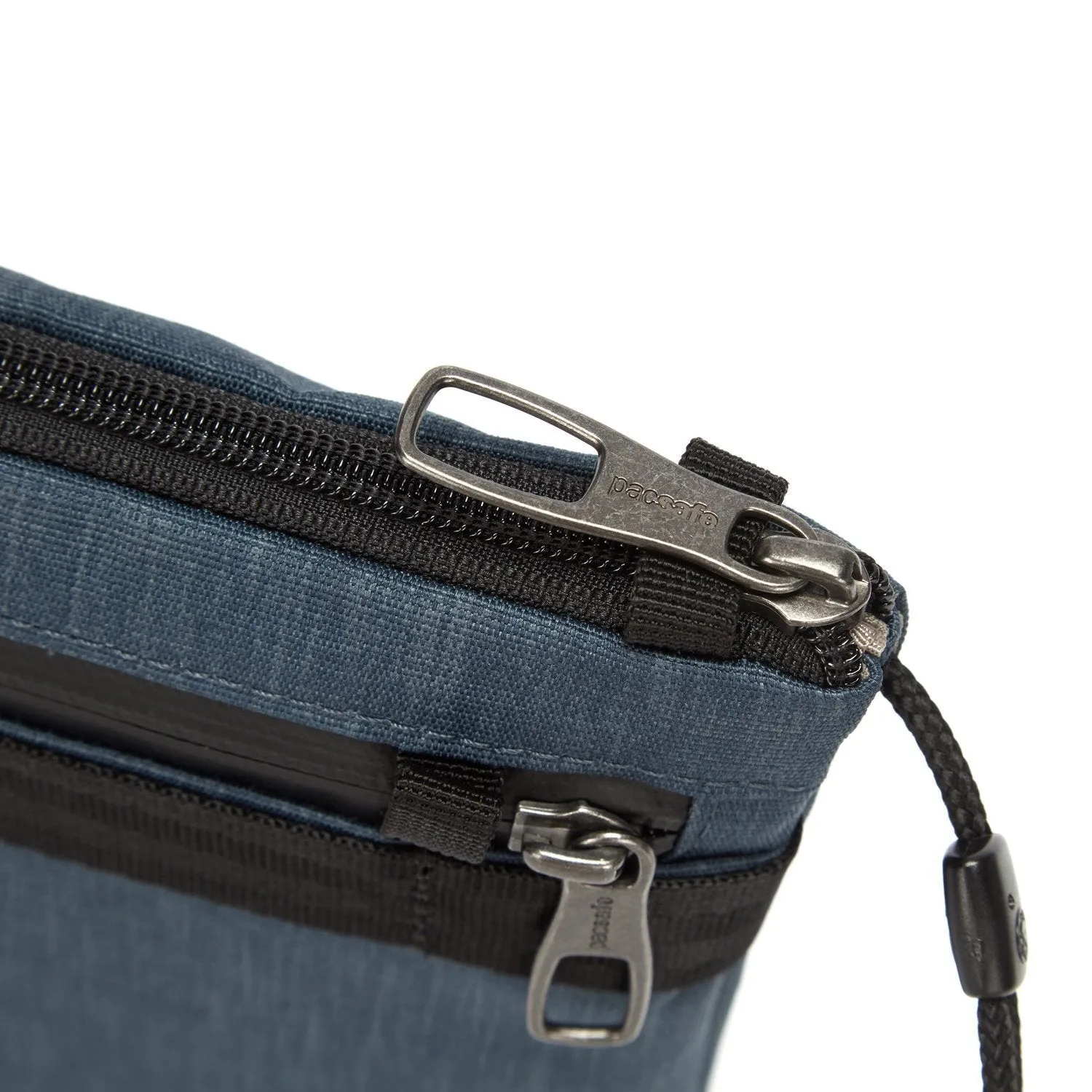 Pacsafe® Metrosafe X anti-theft crossbody pouch