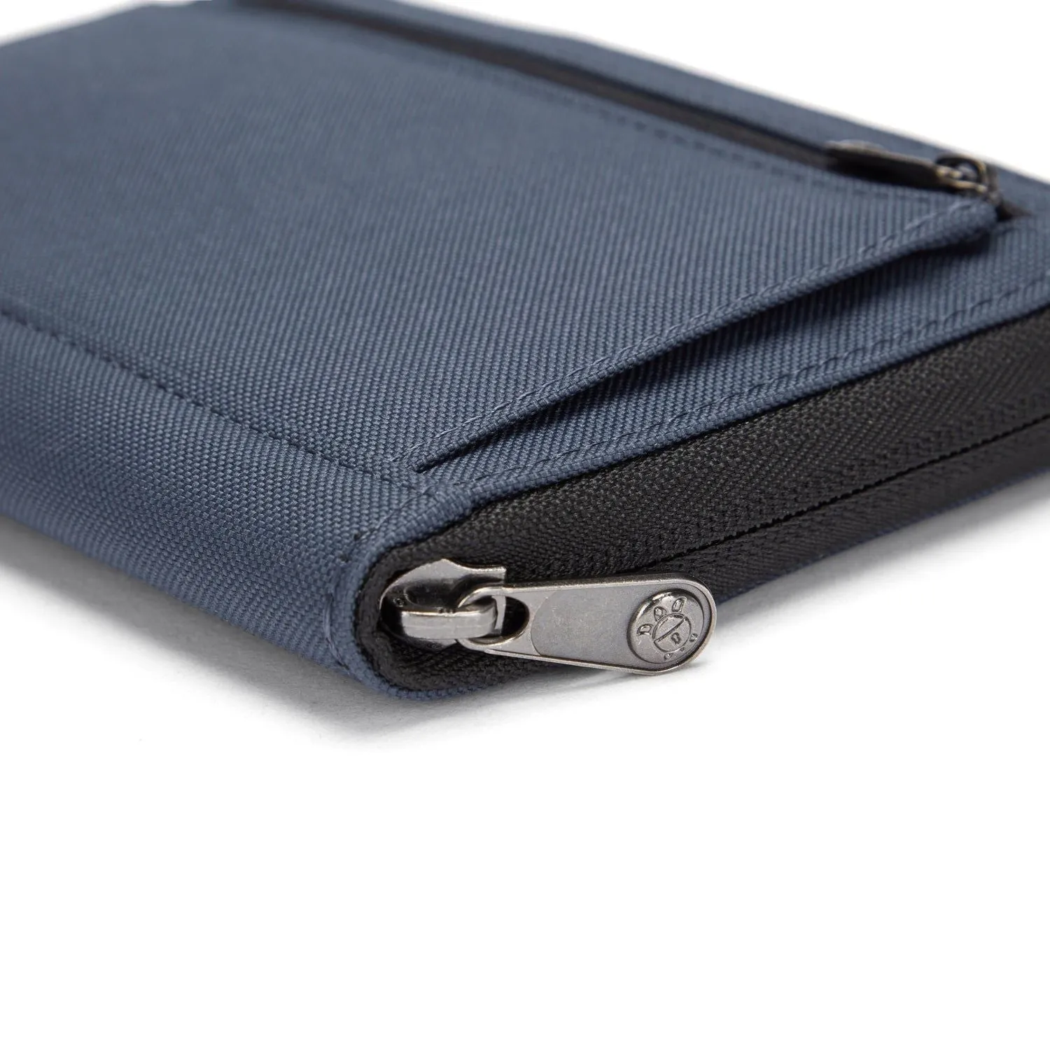 Pacsafe RFIDsafe RFID Blocking Compact Travel Organizer (SA)