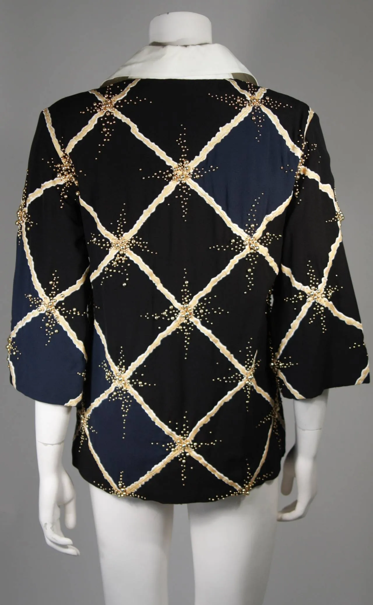 PIERRE BALMAIN Embellished Blouse w/ Exaggerated Collar Size Small