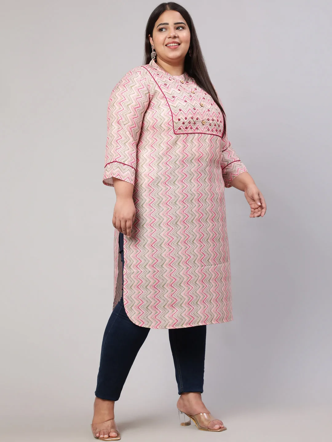 Plus Size Multicolor Zigzag Embroidered Straight Kurta