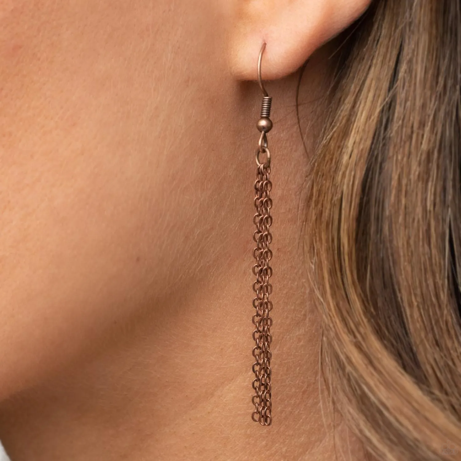 "They Call Me Mama" Dainty Copper Chain That Says "MAMA" With A Heart Accent Necklace Set
