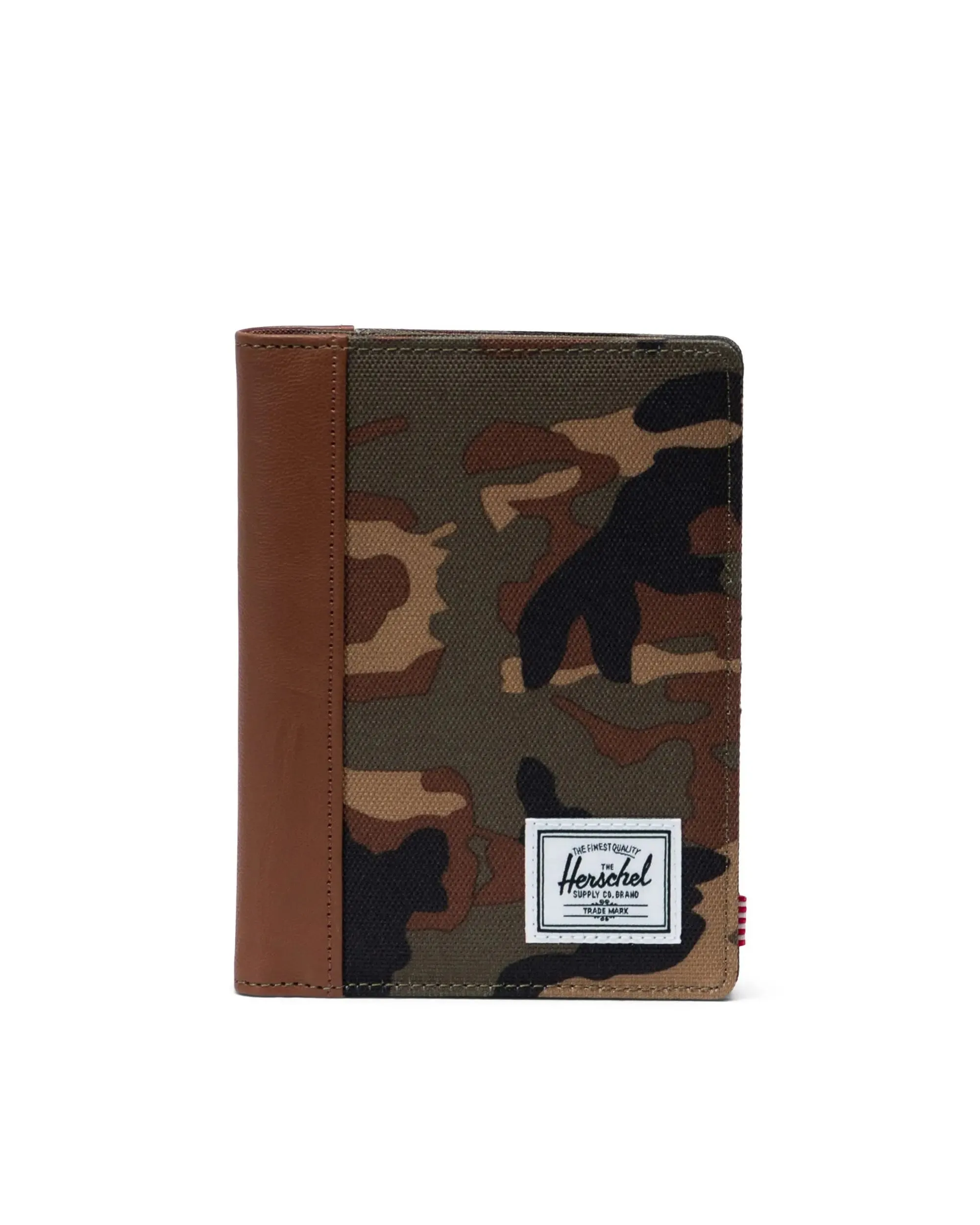 RAYNOR PASSPORT HOLDER (CAMO) - HERSCHEL