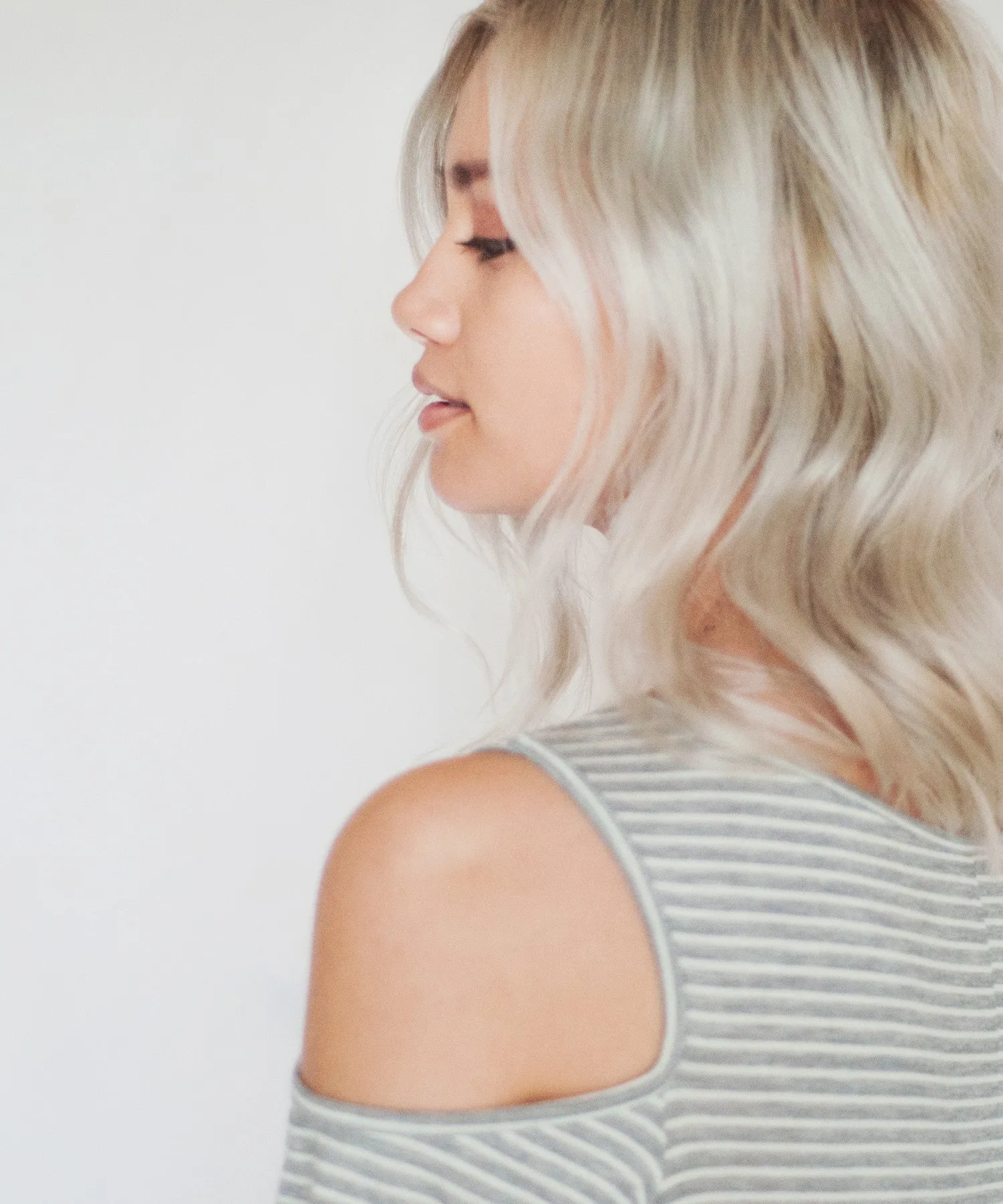 .Rowan Cold Shoulder Top