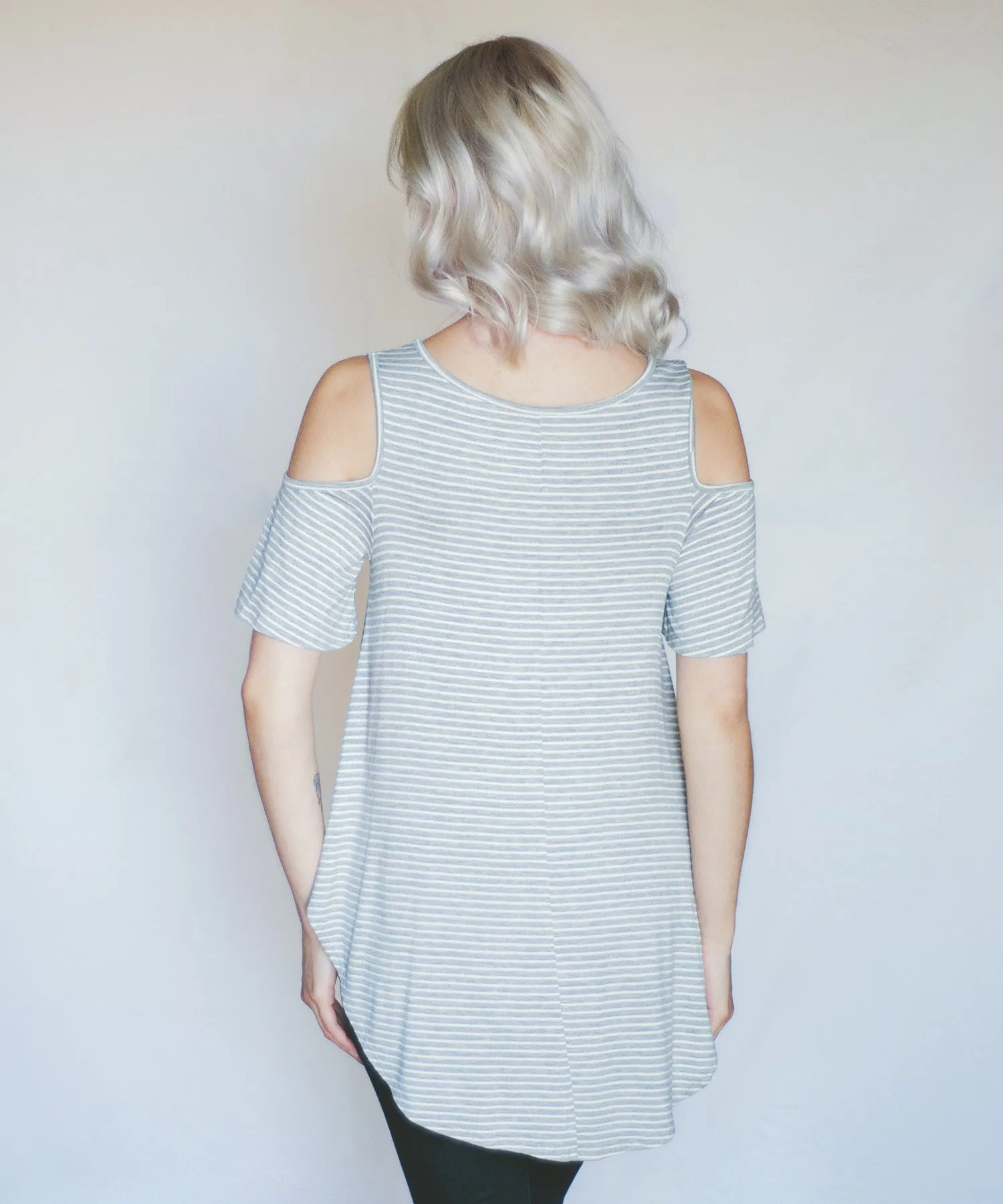 .Rowan Cold Shoulder Top