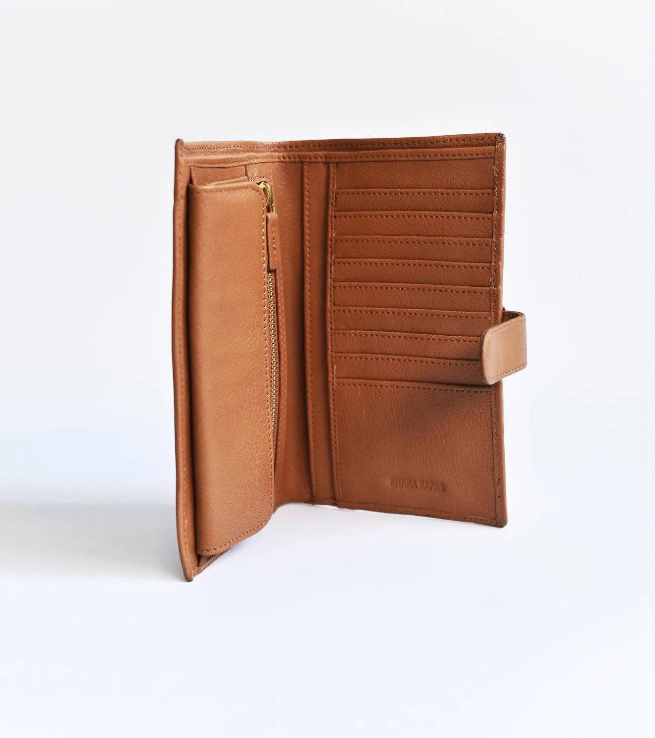 Tan wallet