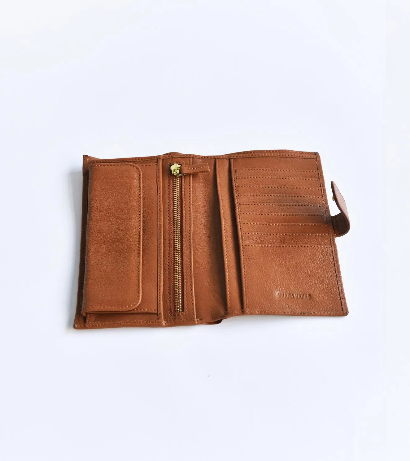 Tan wallet