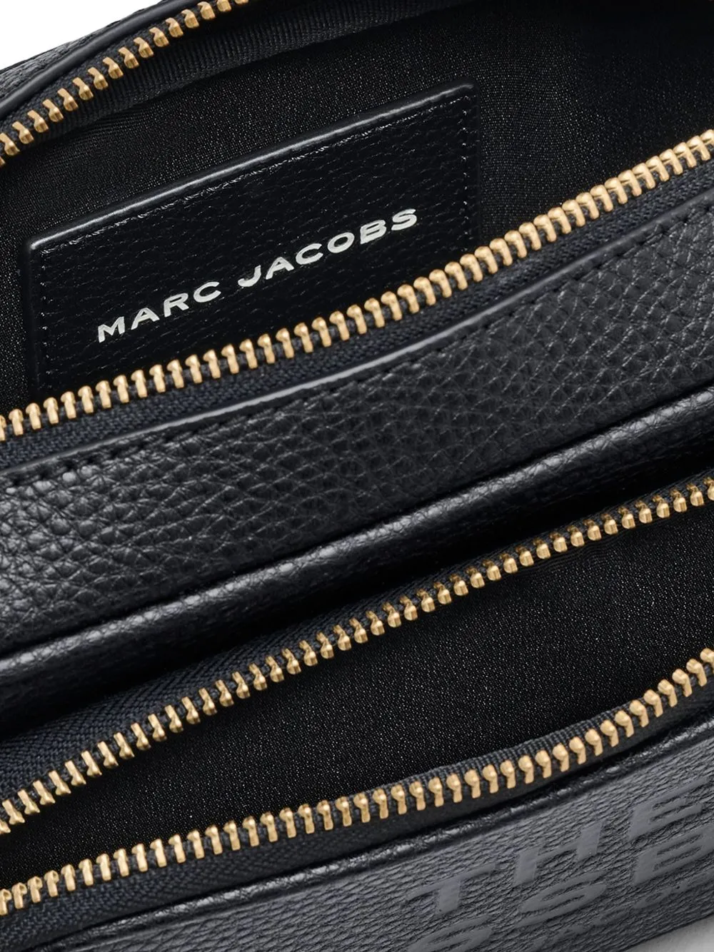 The crossbody leather bag