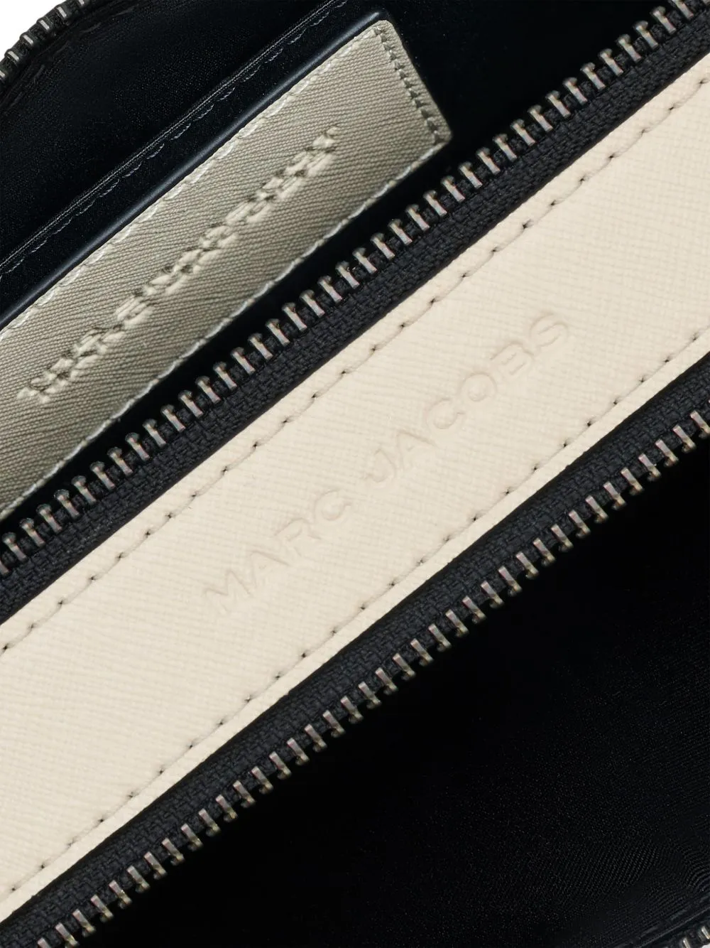 The snapshot camera bag