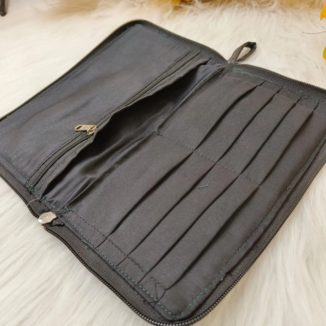 Utility Wallets Green Ikat