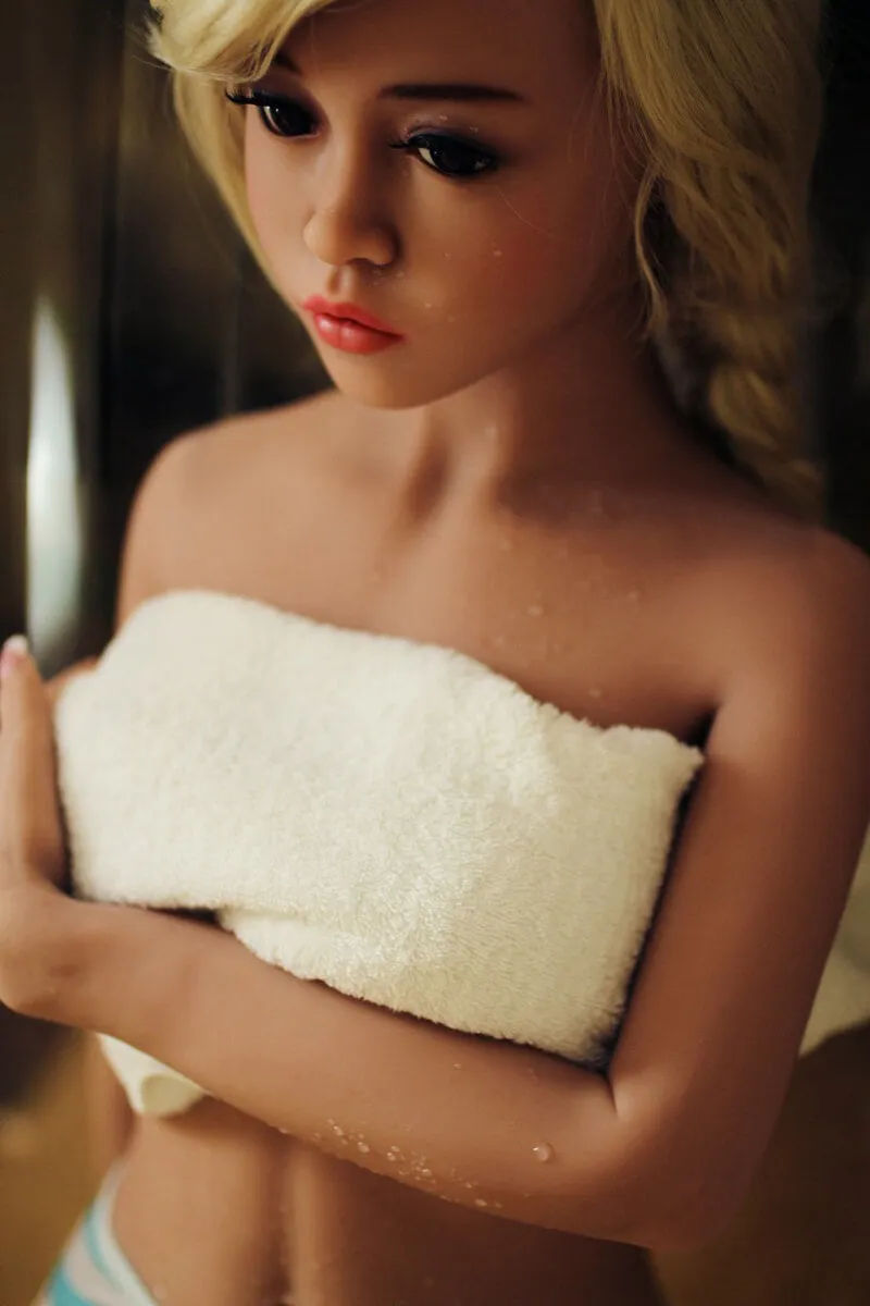 Victoria - Real Life Sex Doll