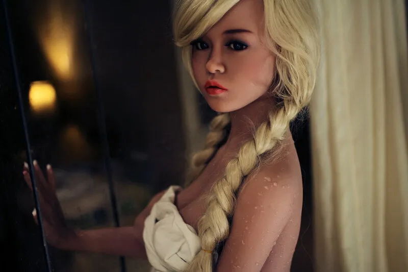 Victoria - Real Life Sex Doll