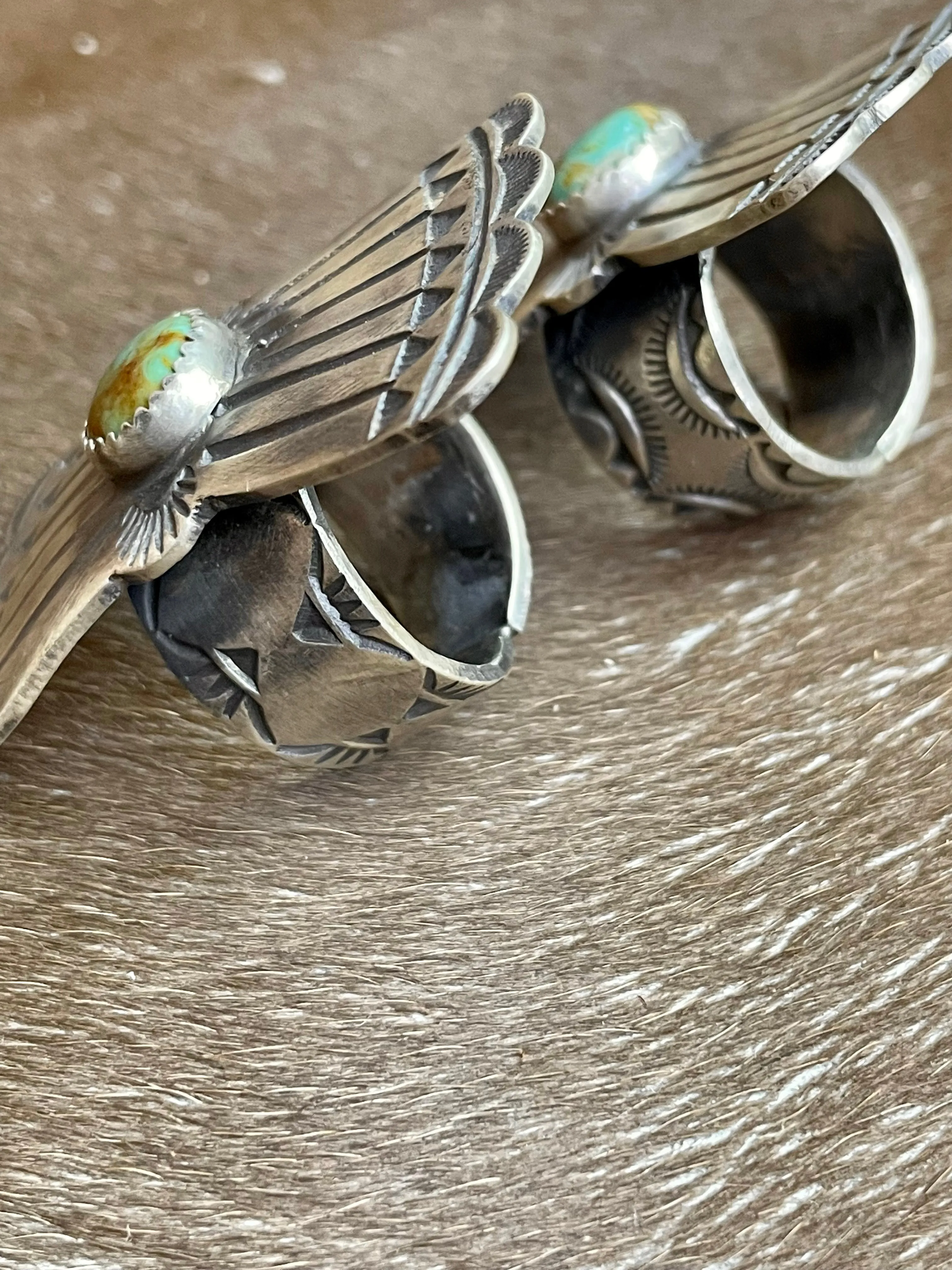 Wesley Vertical Shield Ring with Turquoise Stone - Green
