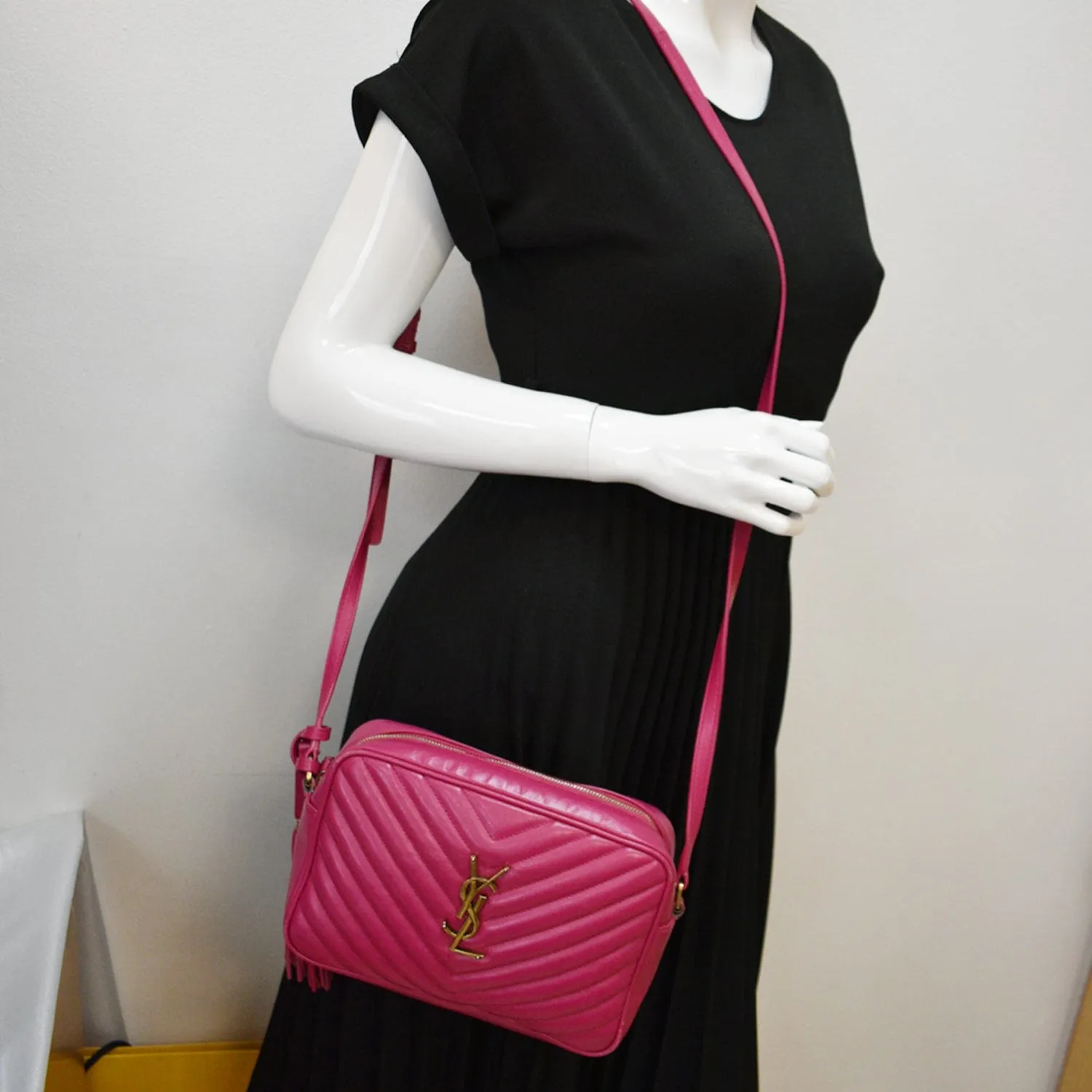 YVES SAINT LAURENT Lou Leather Camera Crossbody Bag Pink